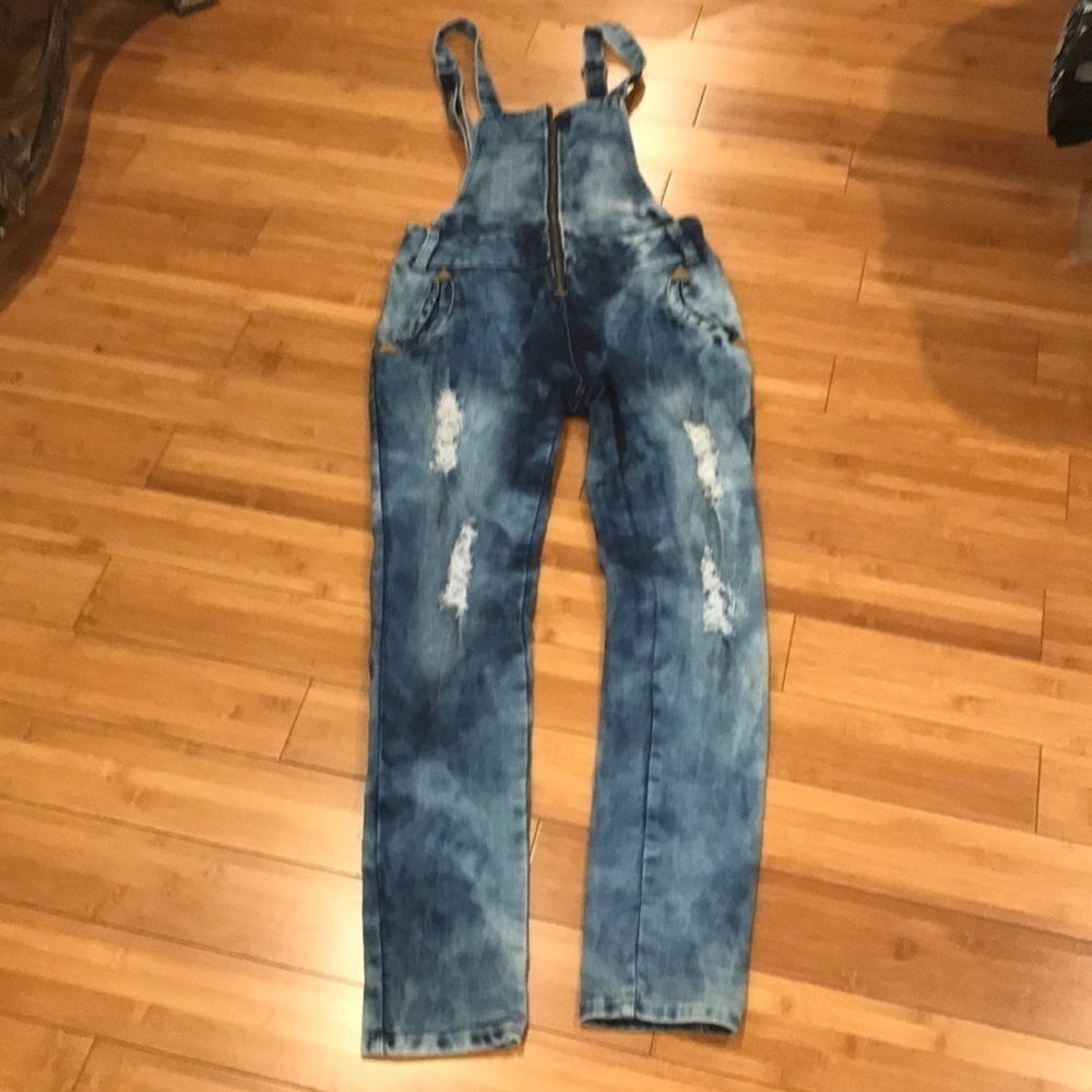 M Michell Overall Sz 11 skinny distressed